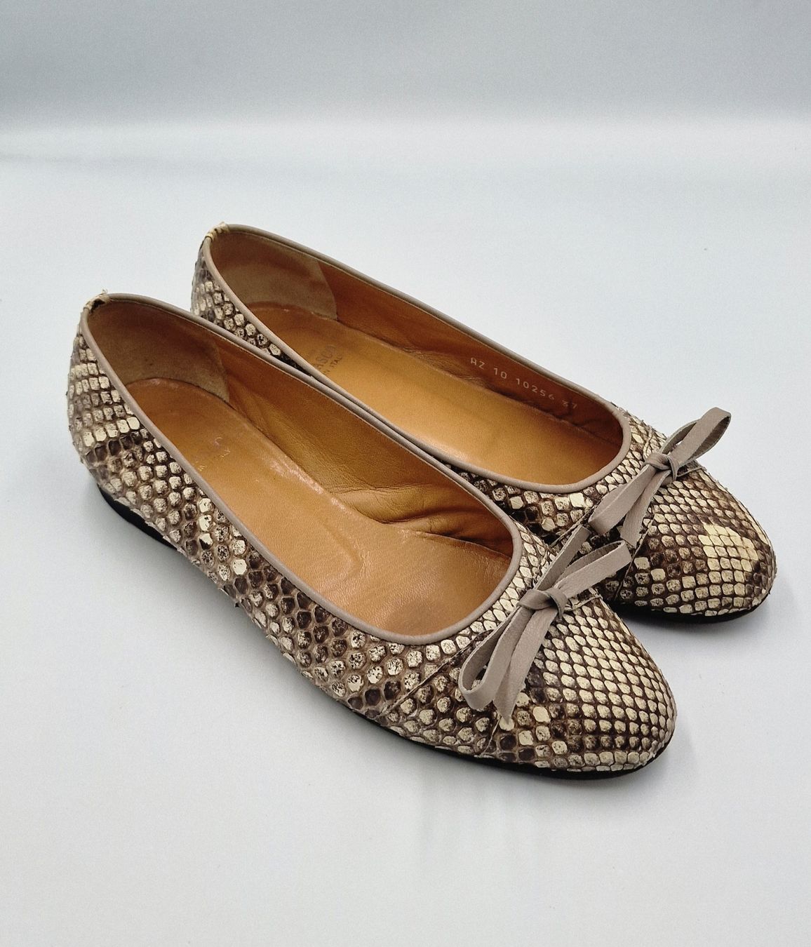 Damenschuhe: Artigiano Corlasco Ballerinas aus Pythonleder Gr. 37 Italy – Gebraucht aus Affeltrangen von Szafaoli