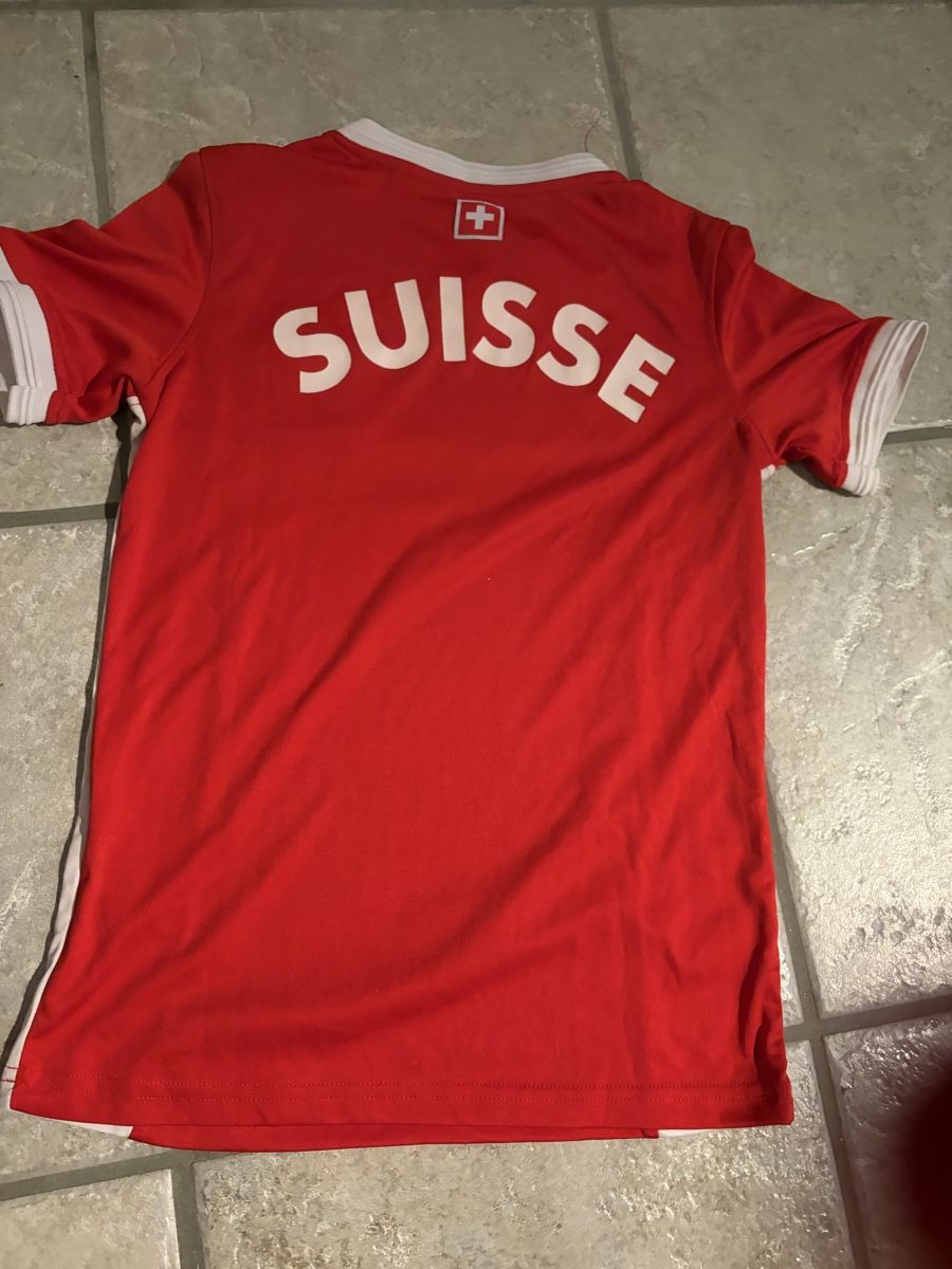 Schweizer Nati Canottiere & Pantaloni: Fussballtrikot Schweiz Gr. 152 – Usato da Urdorf venduto da worldaround 1