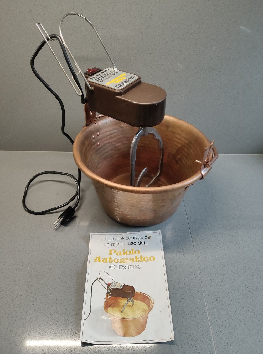 Appareils de cuisine: VINTAGE Elektr. POLENTA  - Rührer – D'occasion à Minusio par Todesca