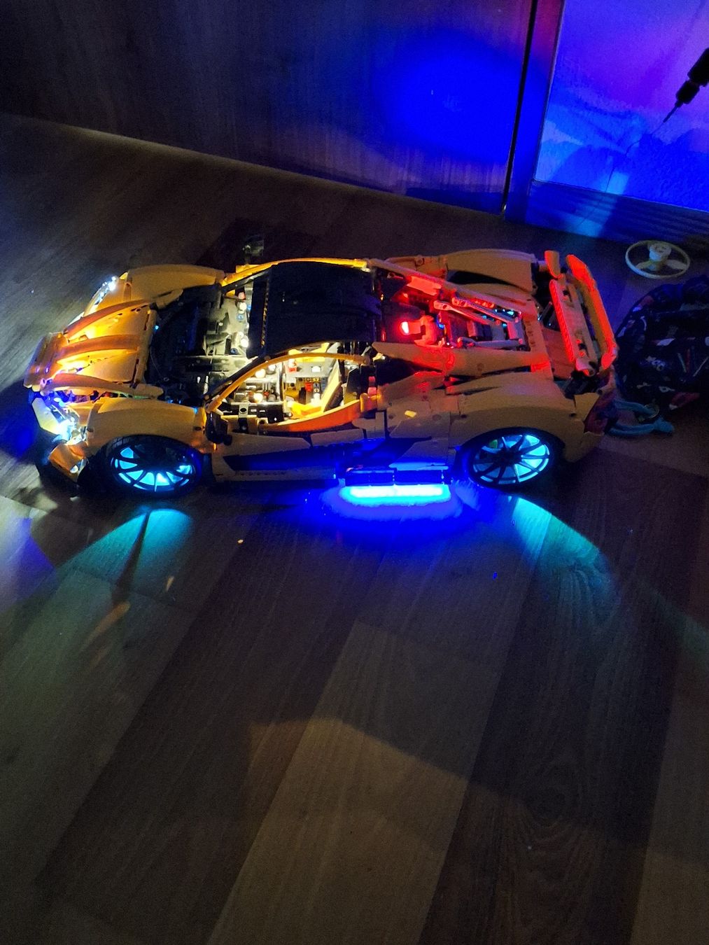Lego Kit di costruzioni: Lego Technic MC Laren – Usato da Birrwil venduto da and_bp8z 1