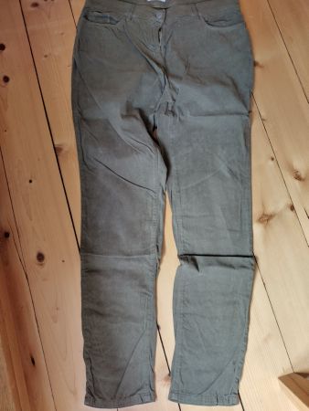 Hessnatur Damenhose Olivgrün, Gr. 36