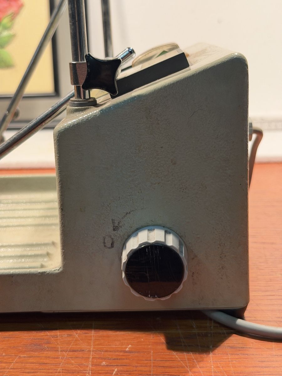 Mesurer: Bergeon Volt Amperemeter Teststand gebraucht – D'occasion à Lausanne par artnouveau04 2