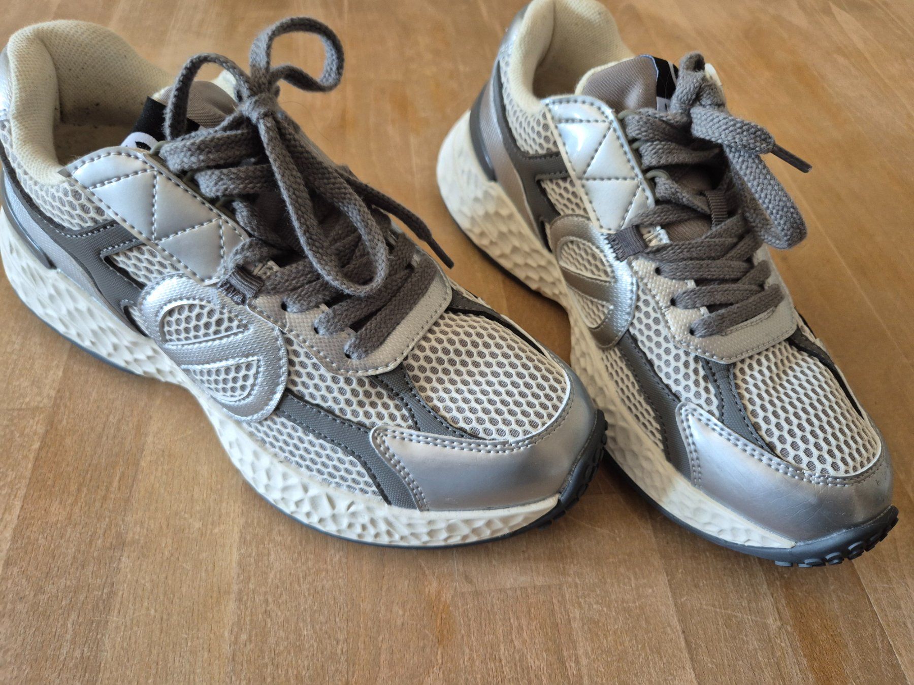 Scarpe da uomo: No Name Sneaker (40) – Usato da Liebefeld venduto da 2tehand