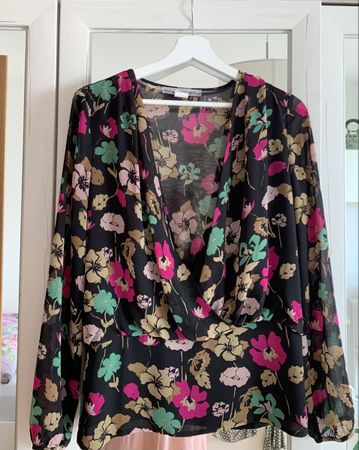 Kleiderpacket Damen Grösse 34-36