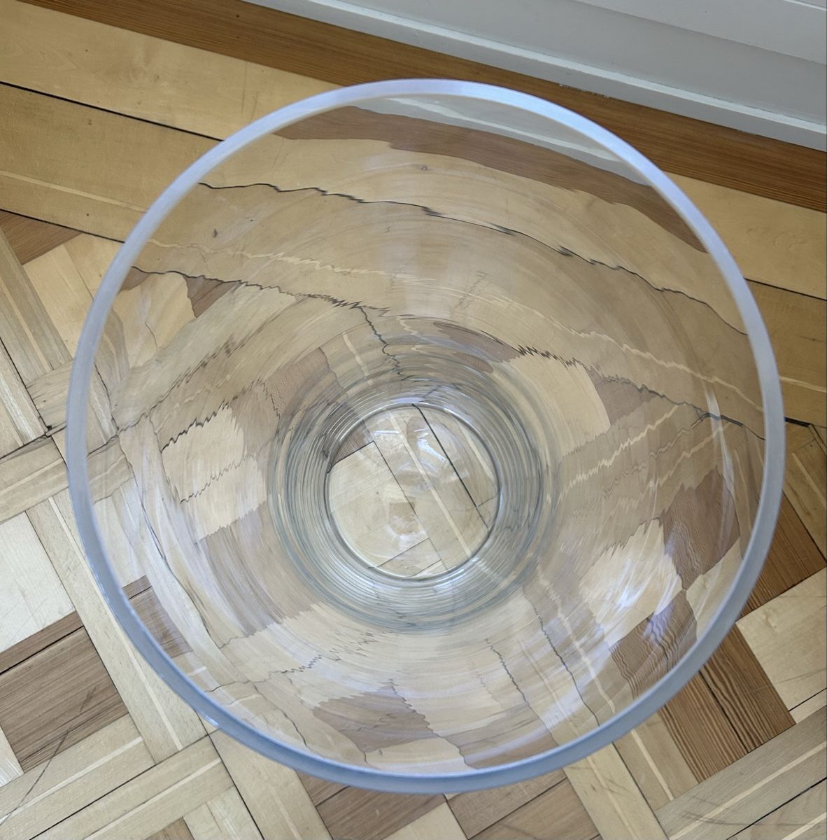 Vasi & Recipienti: Grosse Bodenvase aus klarem Glas – Usato da Zürich venduto da Sophie0569 1
