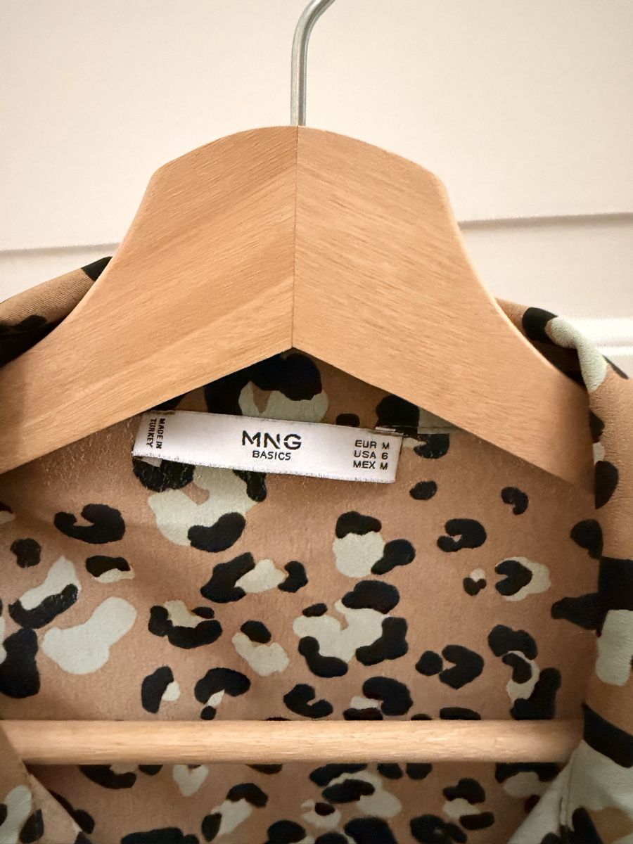 Mango Robes: Mango Leo-Print Dress - Size M – D'occasion à Lausanne par bea_z8jl 2