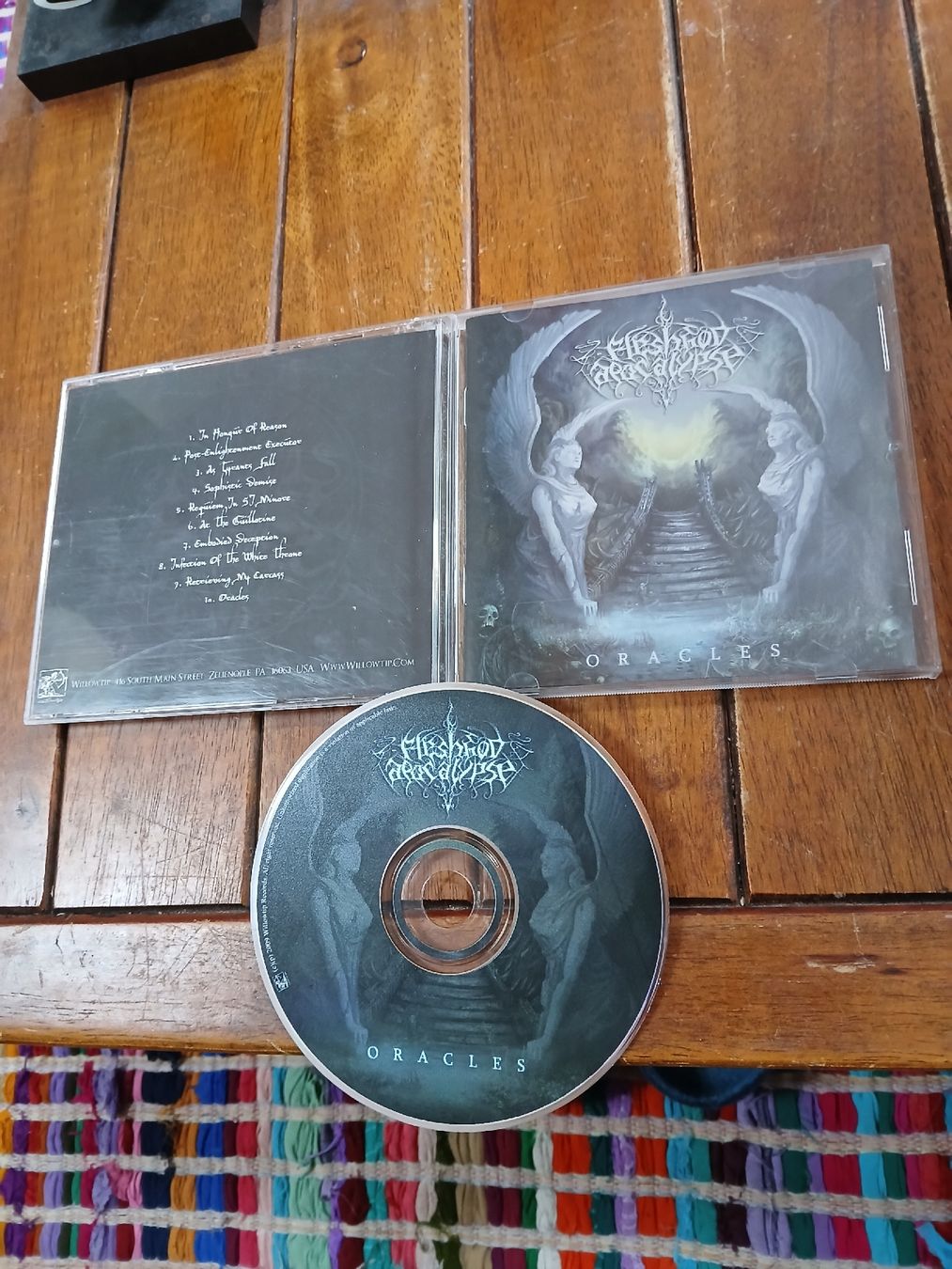 CD: fleshgod apocalypse- oracles  – Usato da St-Cergue venduto da VeganWarrior