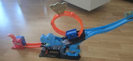 Hot Wheels Dino Coaster Attack Trackset - Monstertruck