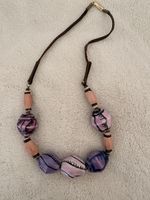 Collier perles artisanales violettes et roses