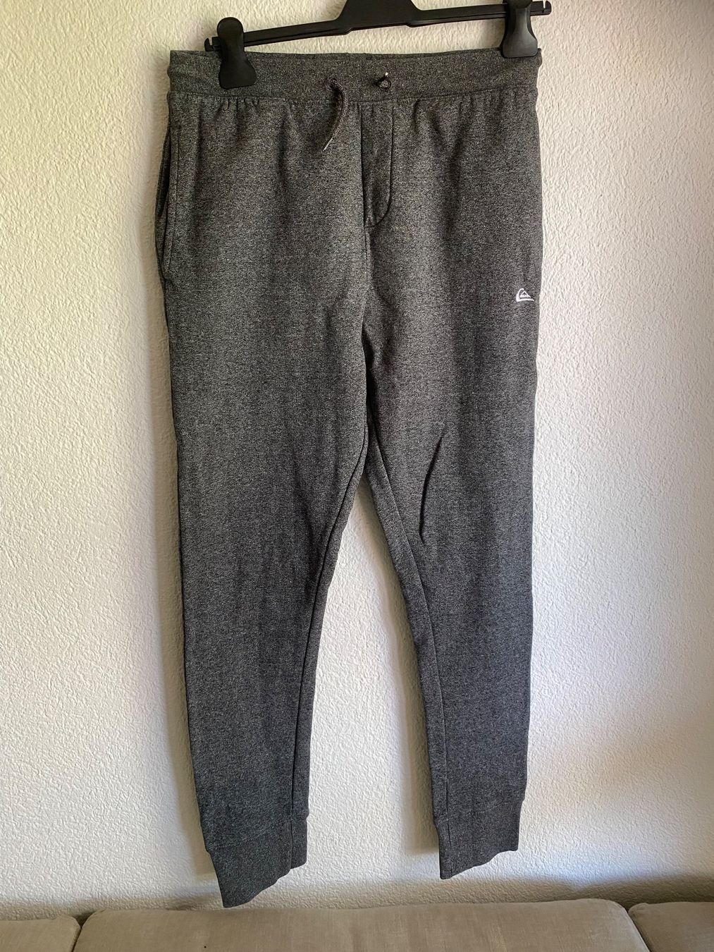 Pantaloni: Trainerhose Quicksilver, Grösse 30 (men) – Usato da Spiegel b. Bern venduto da corn2009