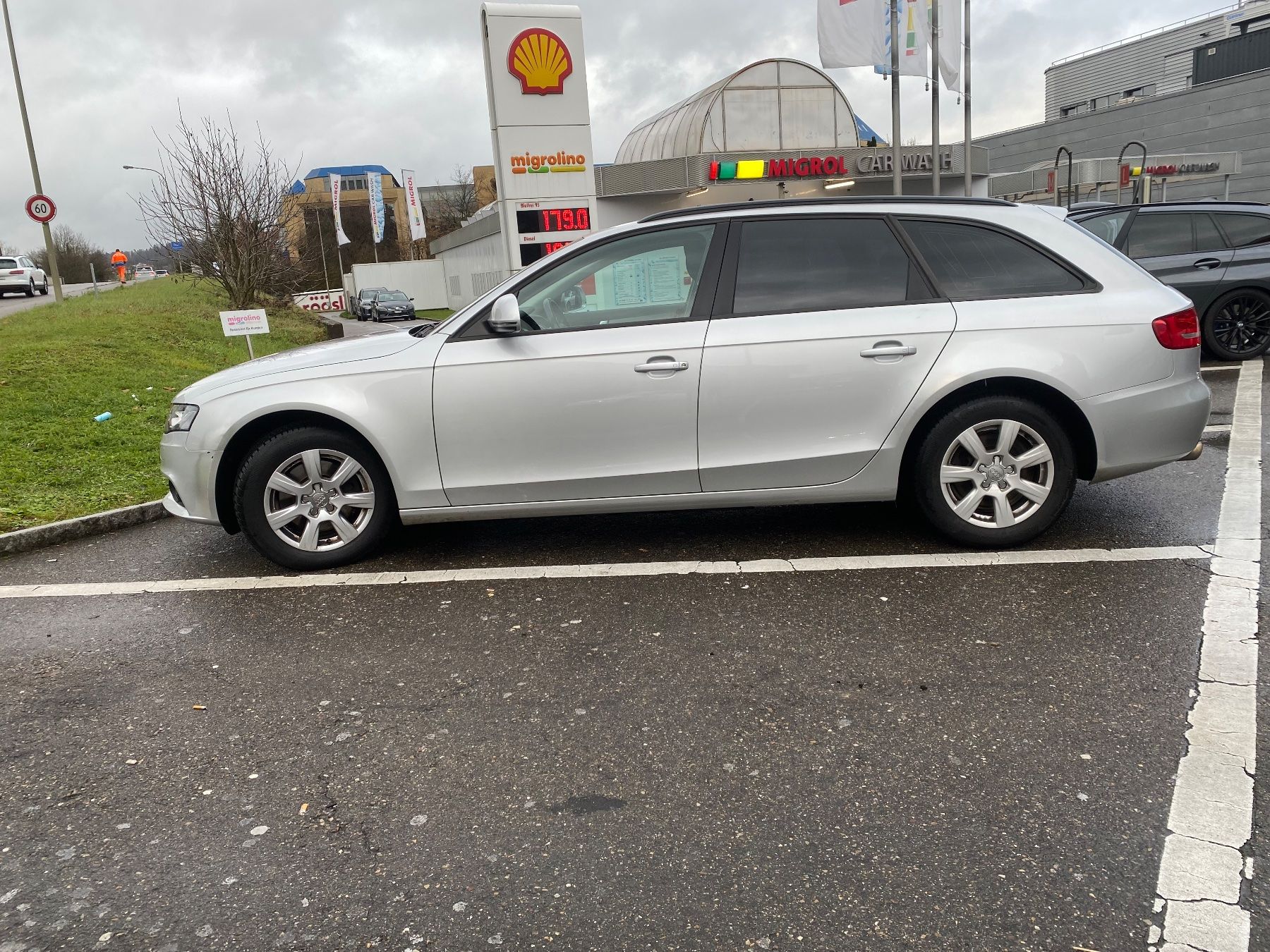Audi Automobili: Audi A4 1.8 TFSI – Usato da Zürich venduto da Simodo 4