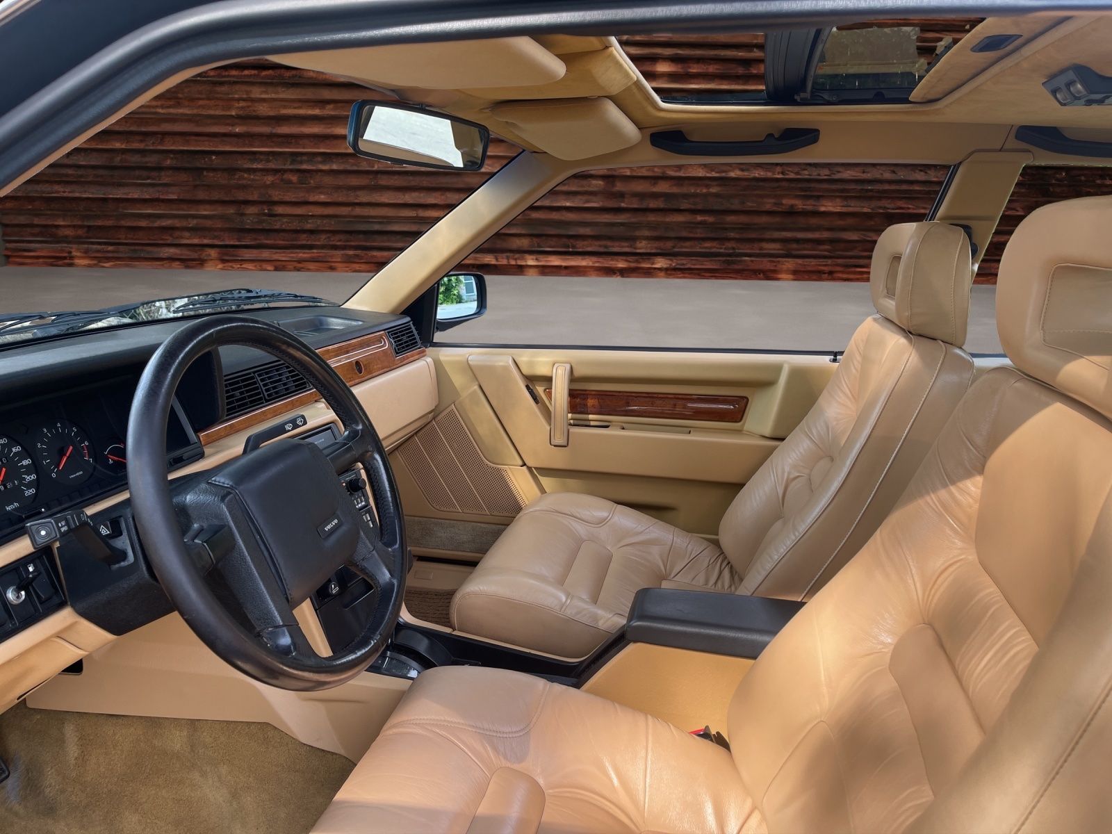Volvo Automobili: VOLVO 780 Bertone - Oldtimer - ab MFK! – Usato da Au SG venduto da Simeon-Cars 4