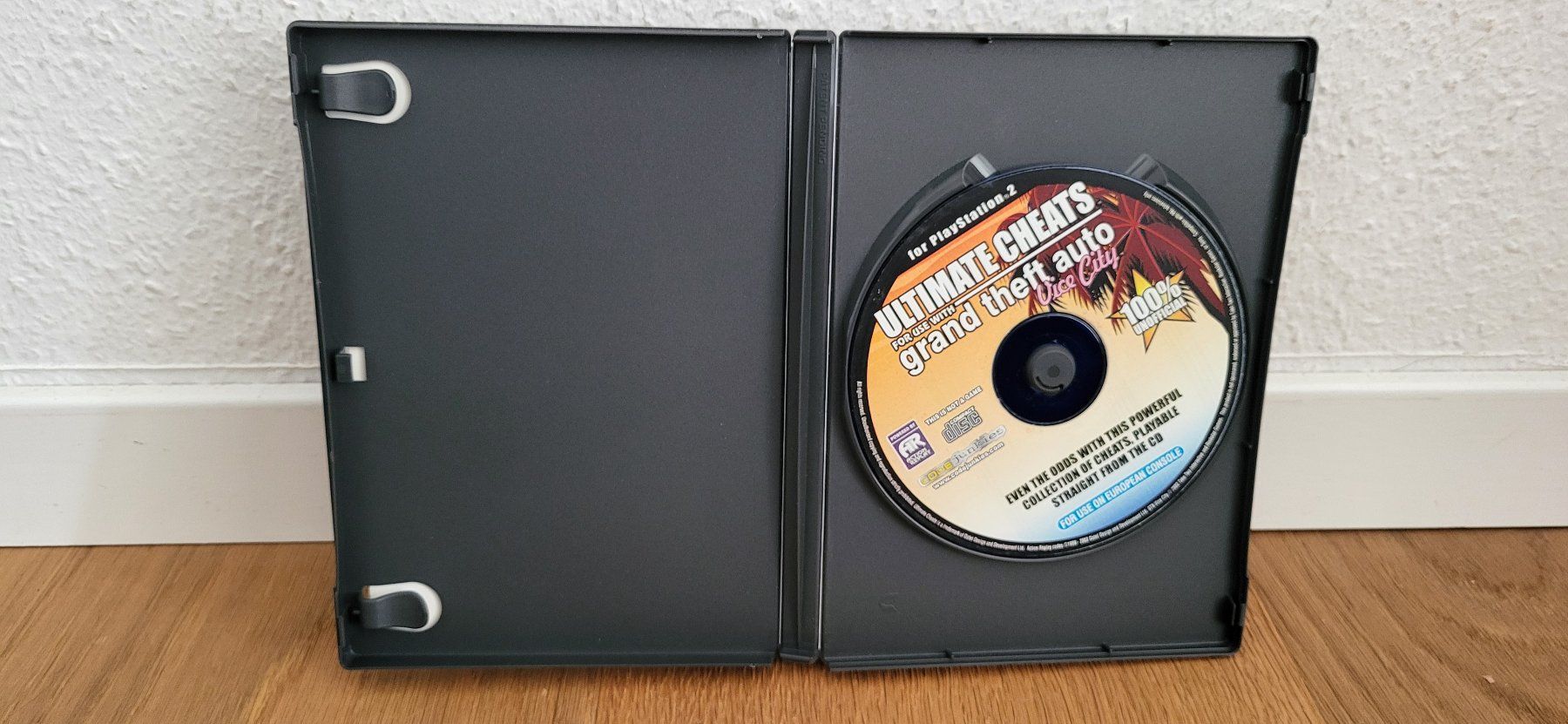 Sony Spiele: PS 2 - Action Replay Ultimate Cheats – Gebraucht aus Münsingen von DigitaleSpielecke 2