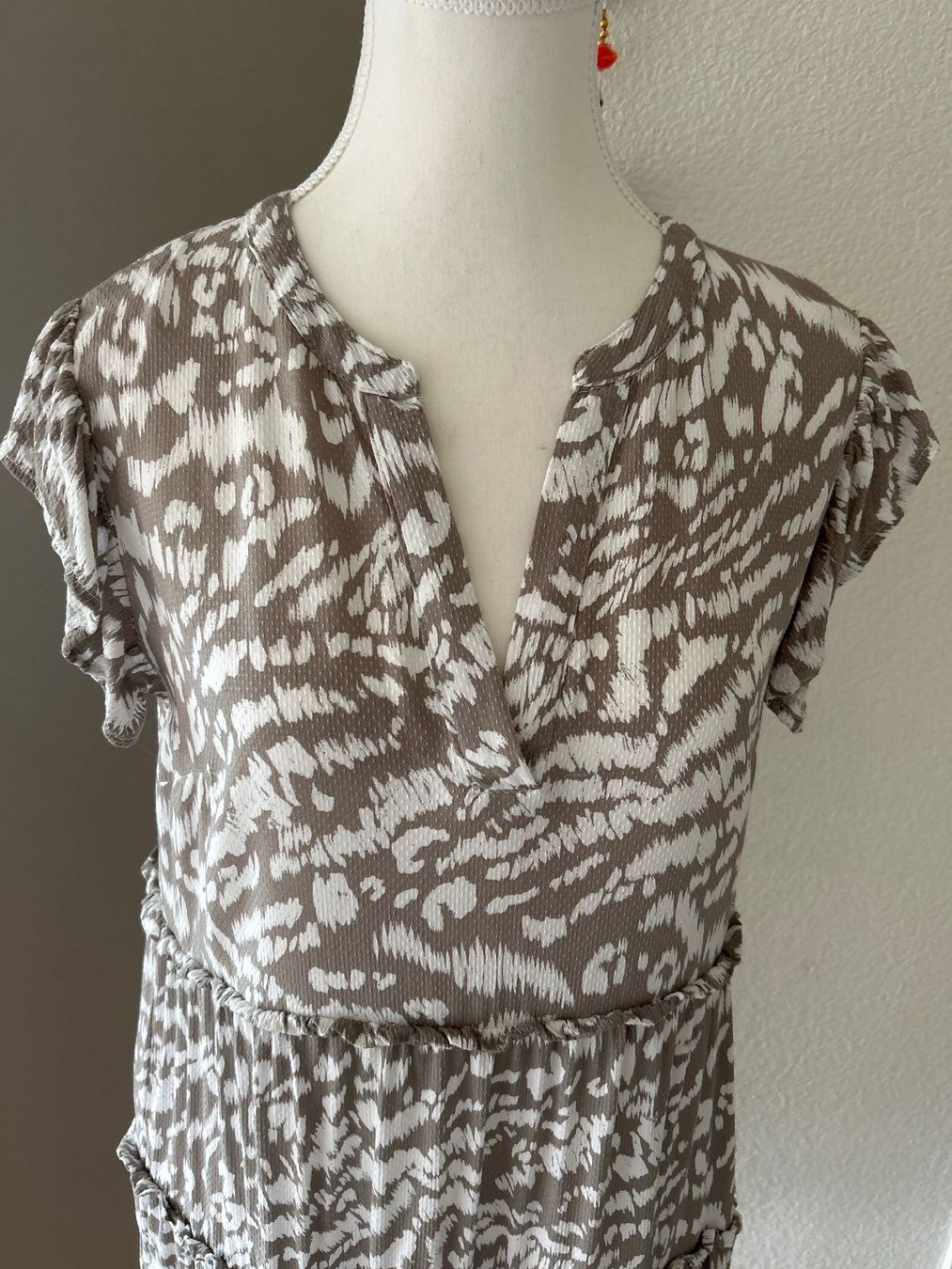 Vestiti: Kleid mit Ärmel beige mit Muster – Usato da Brunnen venduto da Nala2929 1