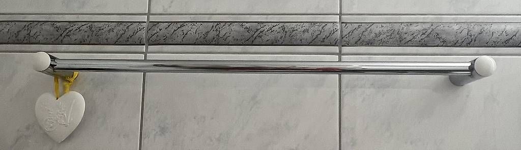 Alterna Handtuchhalter: Handtuchstange – Gebraucht aus Frauenfeld von anaul_2000