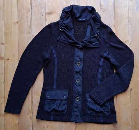 Damen Strickjacke schwarz Grösse 40