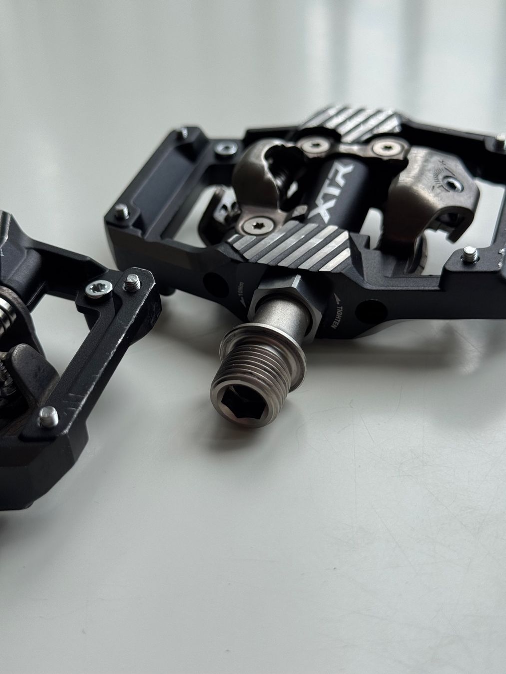 Shimano Pezzi di ricambio: Shimano XTR PD-M9220 SPD-Klickpedale – Usato da Bern venduto da jkk_trl8