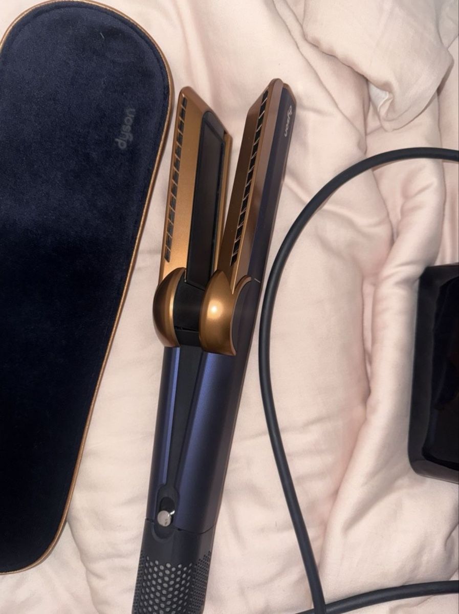 Dyson Asciugacapelli: Dyson Airstrait Nachtblau/Kupfer – Usato da Glattbrugg venduto da elo_ppw8