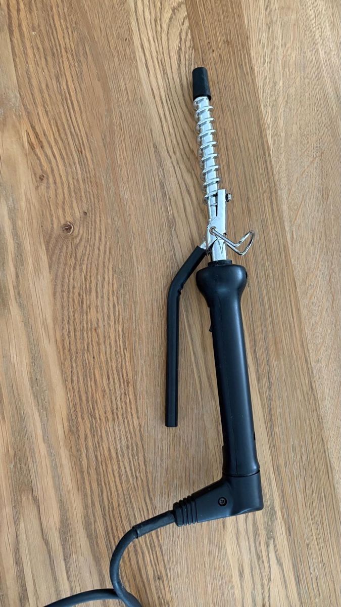 Piastre & Arricciacapelli: Electric Hair Curler – Nuovo (secondo la descrizione) da Ostermundigen venduto da katant 1