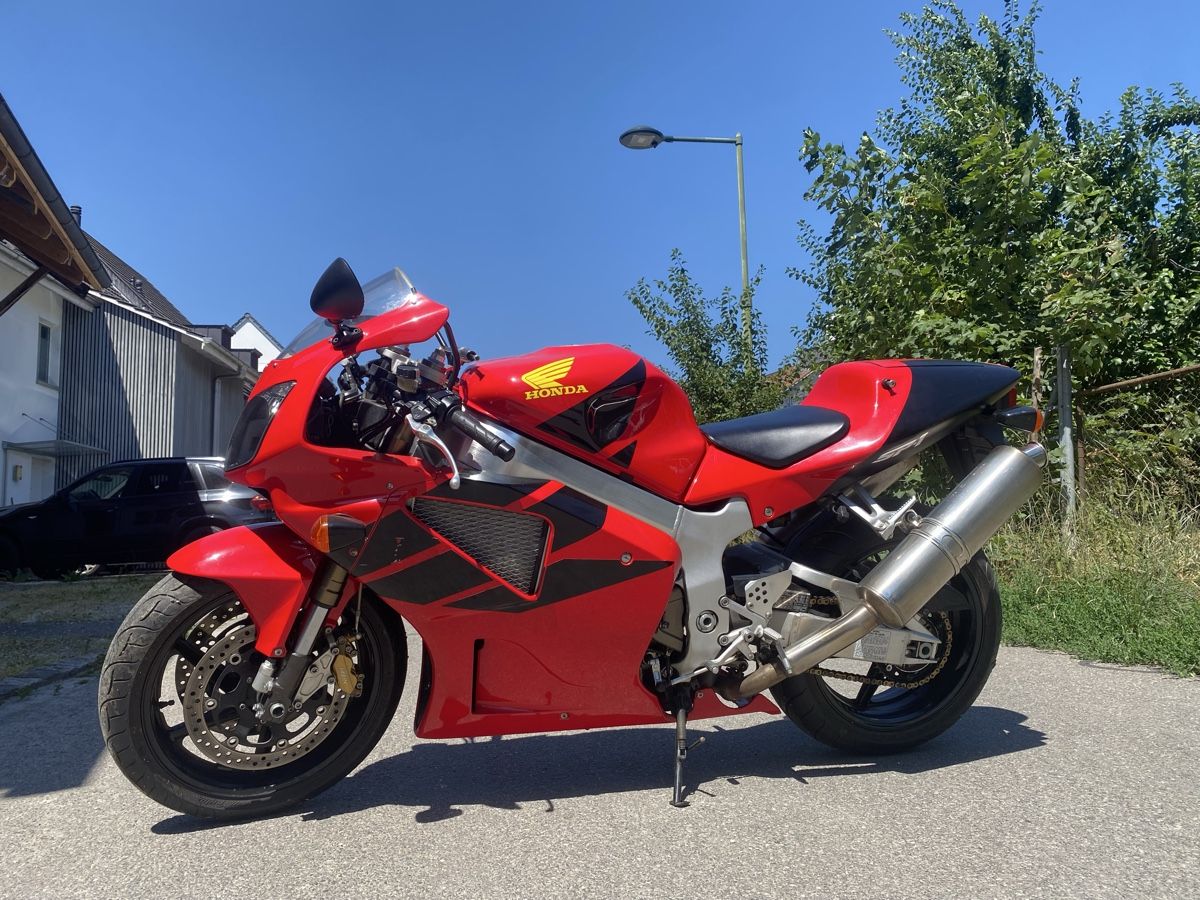 Honda Strada: Honda VTR 1000 SP-1 – Usato da Biel-Benken BL venduto da lau_7h7y