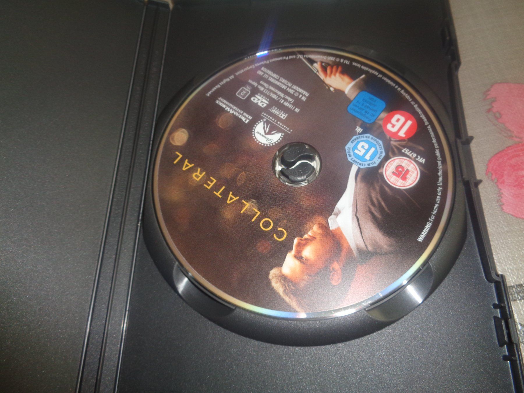 Tutti i DVDs: Collateral (DVD) – Usato da Olten venduto da Disc-Verkauf 1