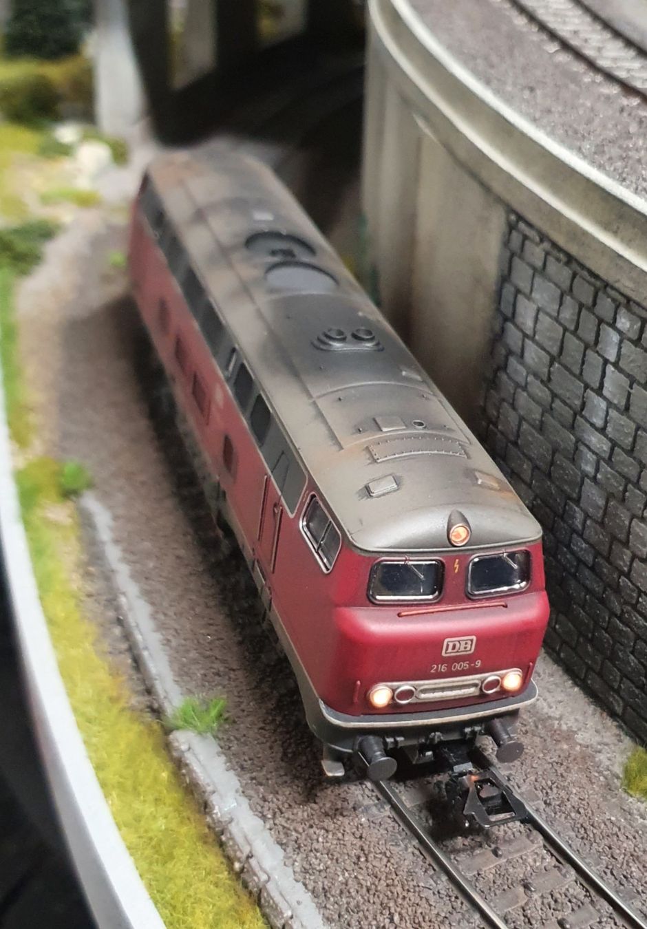 Märklin Modellini di ferrovie: BR 216 LOLLO, DB, MARKLIN 3679, DIGITAL + PATINE – Usato da Loveresse venduto da FIFILOULOU 5