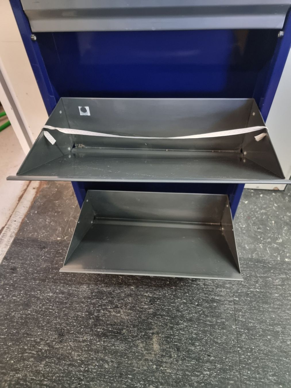 Autoribaltabili: Schuhschrank, Schuhkipper – Usato da Olten venduto da Mezopotamya 7