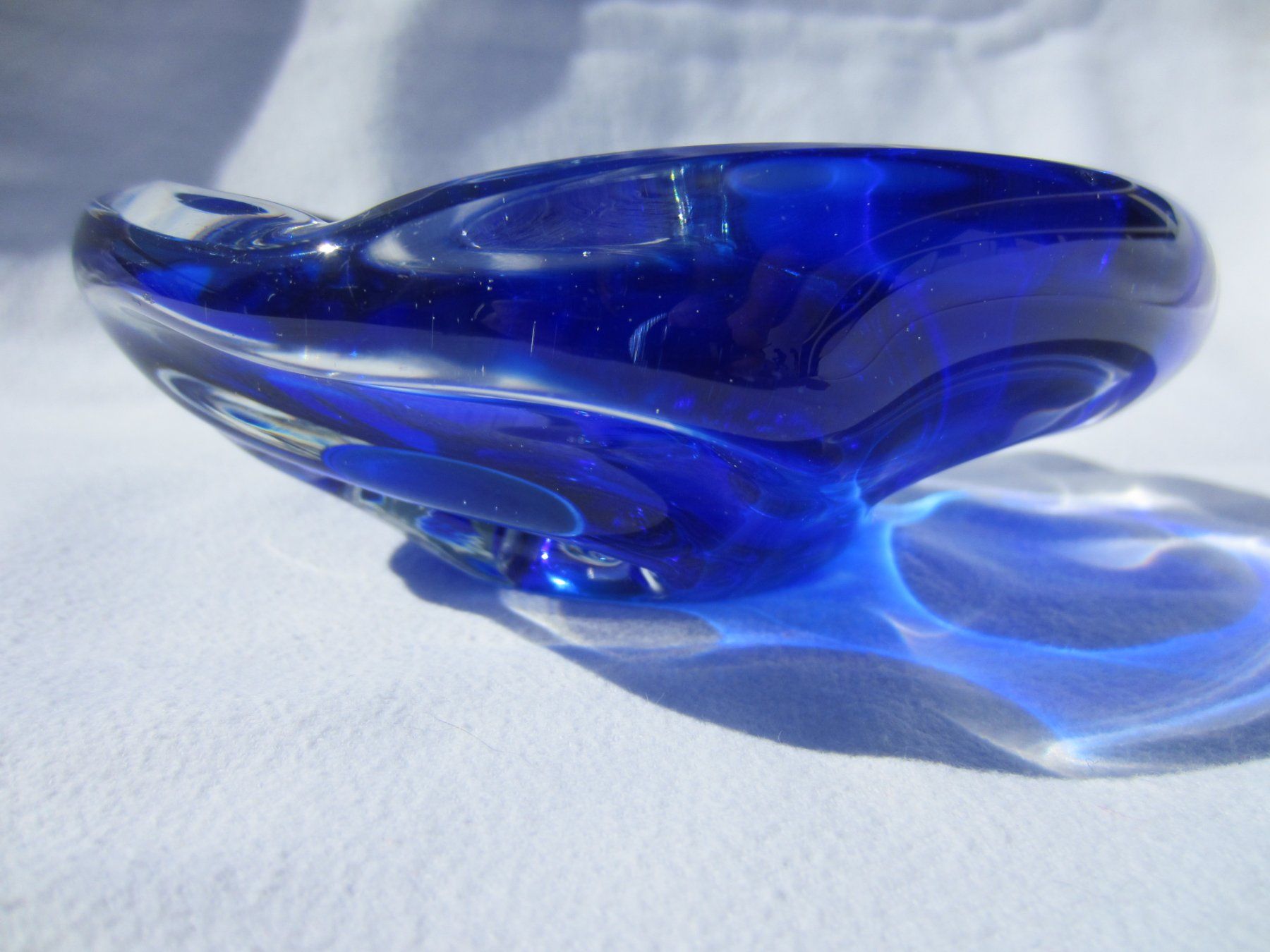 Murano Schalen: MURANO Schale blau massiv 15.5 x 5.5cm – Neu (gemäss Beschreibung) aus Sursee von Tschiger 2