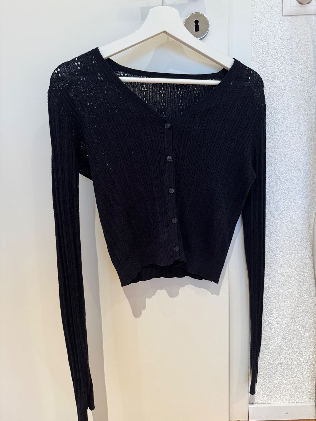 Brandy Melville Vestes: Brandy Melville Cardigan – D'occasion à Biel-Benken BL par csr_b6dz