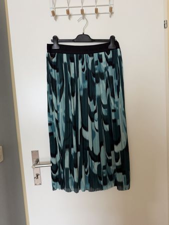 Street One Plisseerock im Batikmuster Gr. 40 