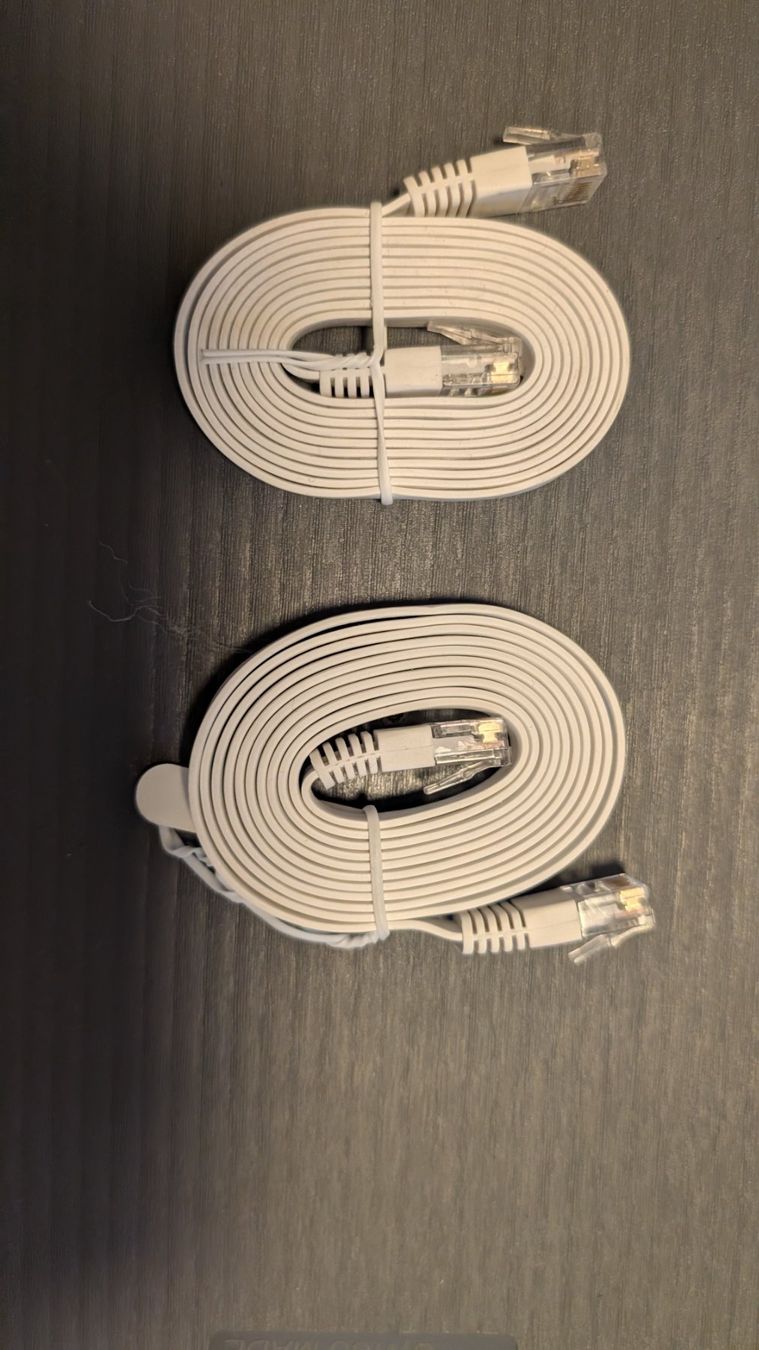 Kabel: Netzwerkkabel und Kopfhörer – Neu und originalverpackt aus Vaduz von coconutgrove