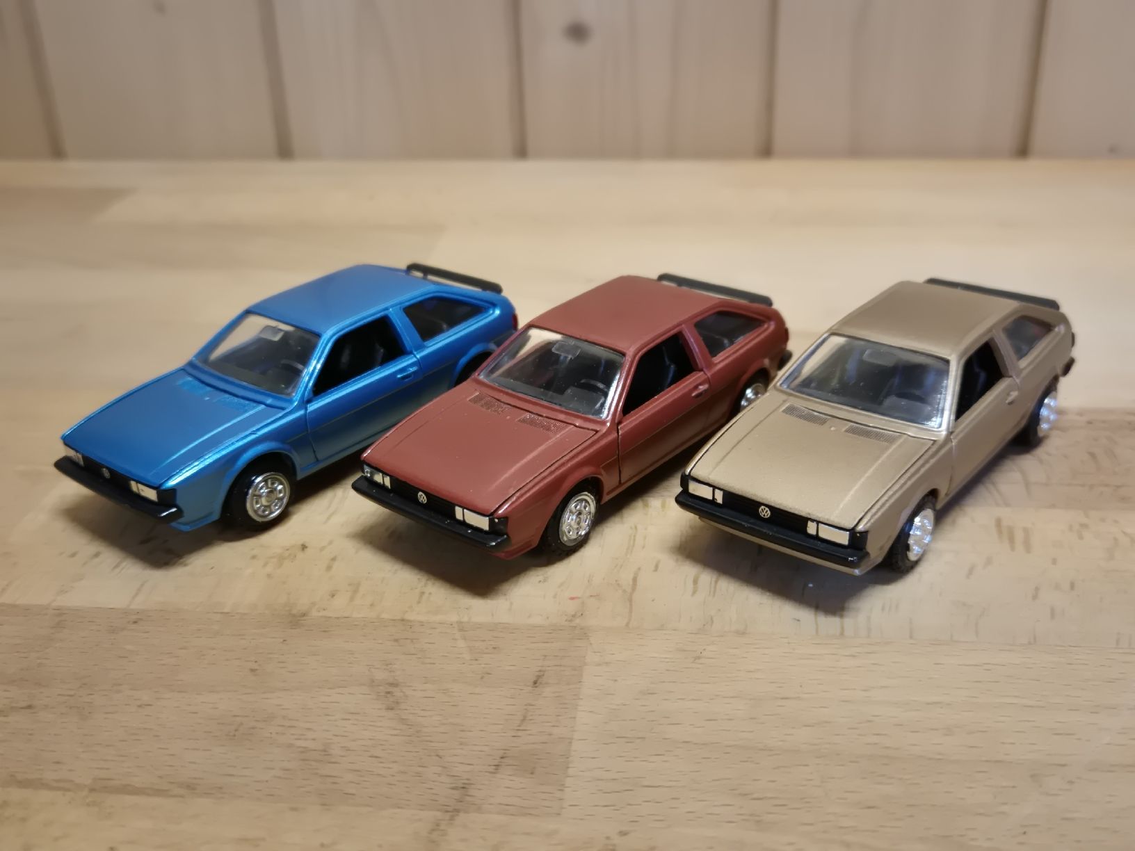 Conrad Modellini d'auto: VW Scirocco 2, 3 Stk. Conrad Modelle, Top Zustand! – Nuovo (secondo la descrizione) da Kirchberg SG venduto da Karmann53