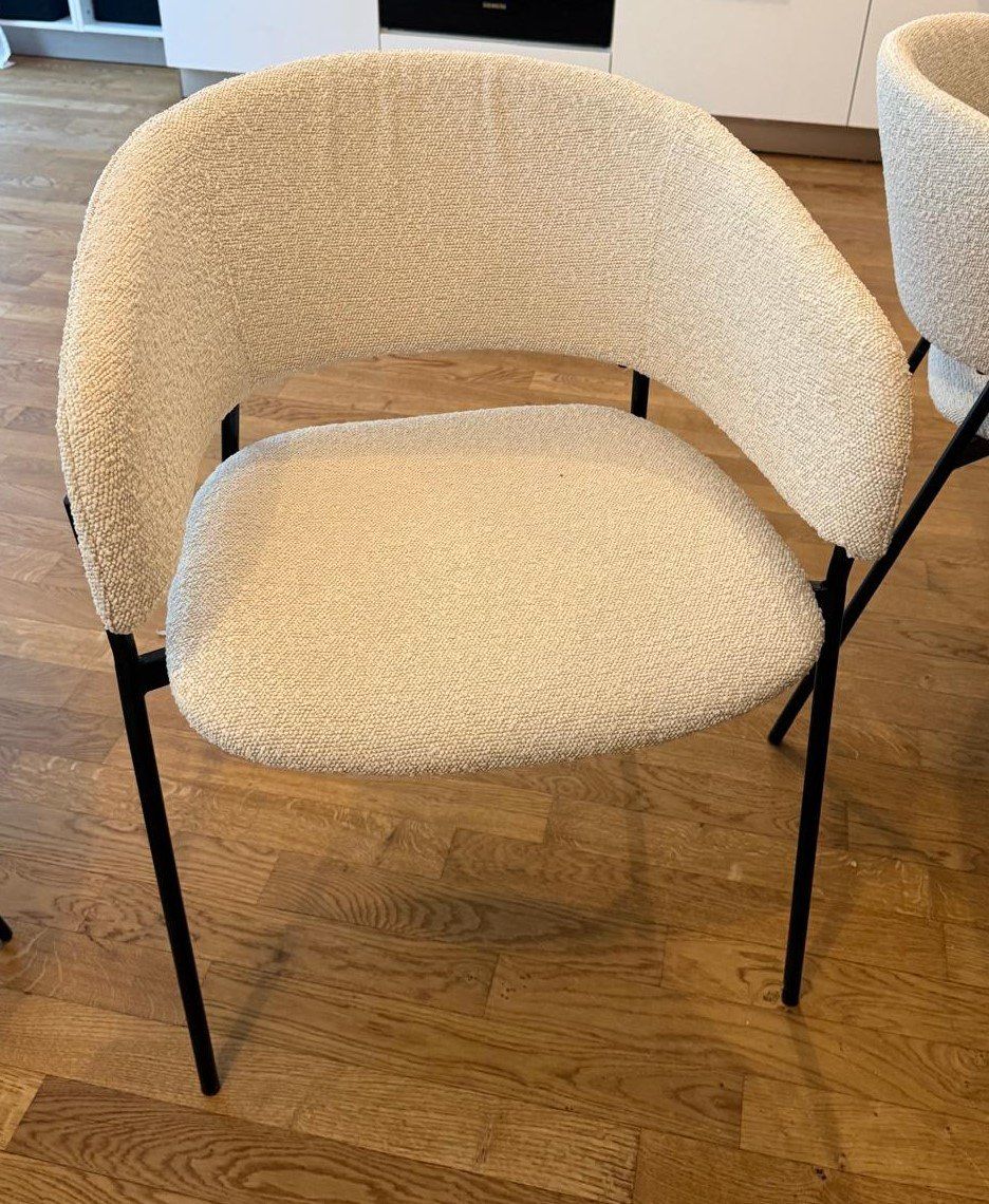 Set di tavolo e panche: Table à manger – Usato da Martigny venduto da ago_y9zq 1