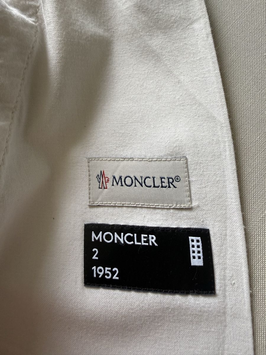 Moncler Jeans: Moncler pants NEW (S, 42 IT) – Nuovo (secondo la descrizione) da Zürich venduto da dar_ch4051 1