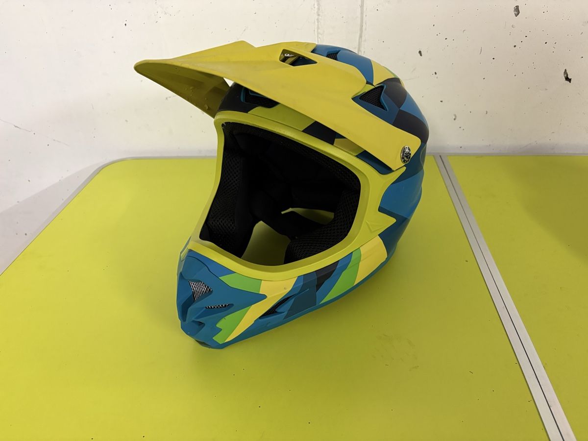 Decathlon Caschi: Casque intégral M Décathlon  – Usato da Villarimboud venduto da hampton2012