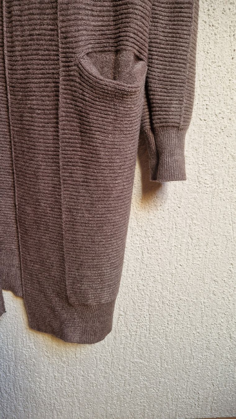 Cappotti: Strickmantel Gr.M. Rippenstrick mit 2 Taschen – Usato da Rickenbach LU venduto da esmarti 1