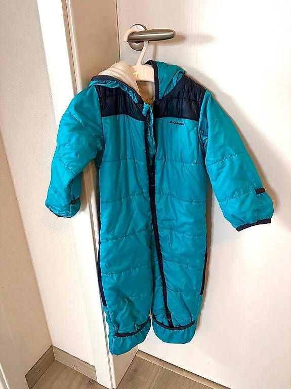 Decathlon Lotti & Set di vestiti: Ensemble de ski Quechua taille 77-83cm/ 18mois – Usato da Chapelle-s-Moudon venduto da vanesso