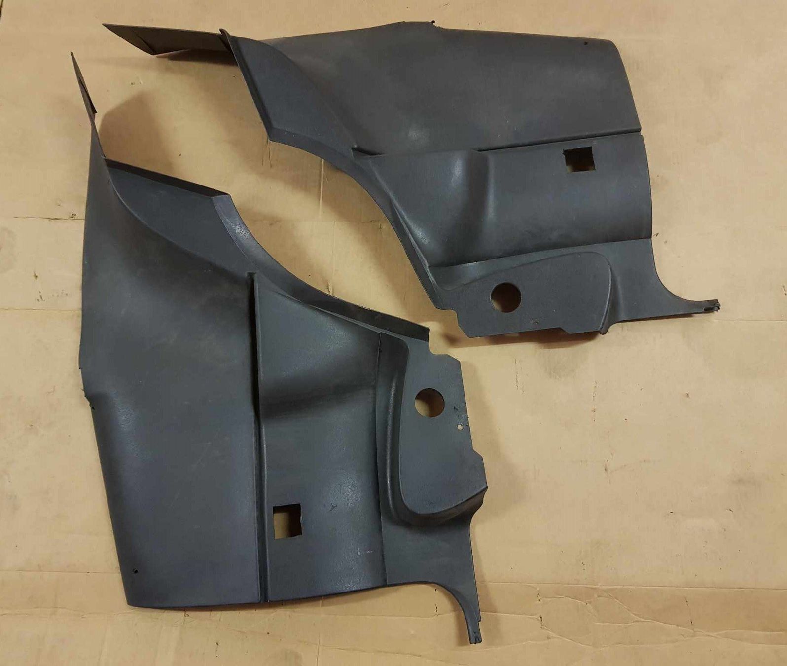 Dodge Alle Autoersatzteile: 70-74 Dodge Challenger  Rear Side Panels – Gebraucht aus Niedergösgen von usc_8qc6