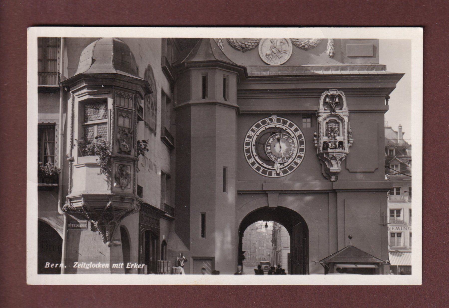 Ansichtskarten: BERN - Zeitglocken mit Erker - 1933 – Gebraucht aus Pully von nicecards