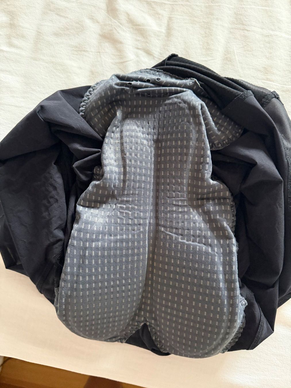 Pantalons: Q36.5 Dottore Clima Bib Short Men Size L – D'occasion à Küsnacht ZH par gma_67jc 2