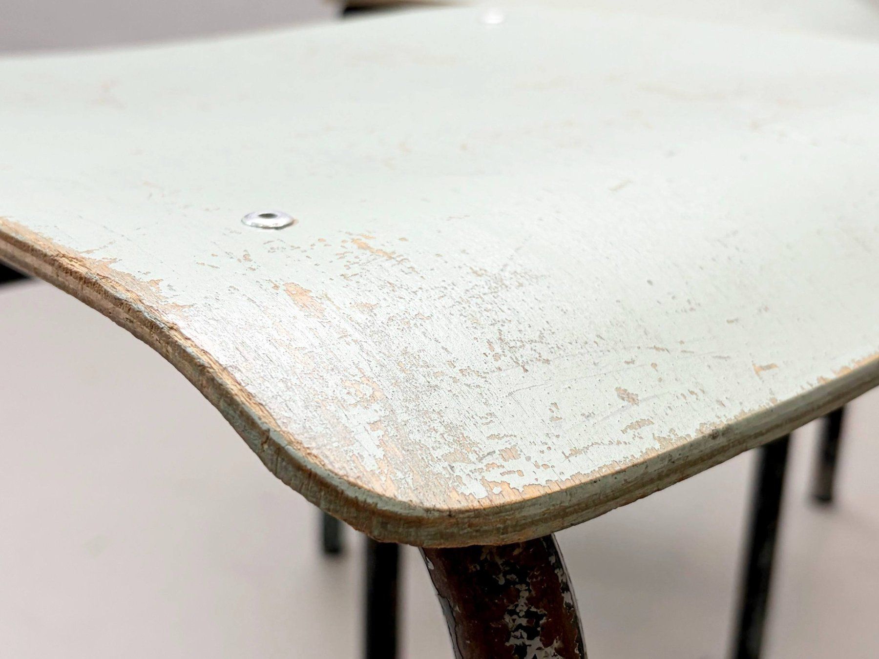 Set di tavolo e panche: Set: Mid-Century Kelko Tisch mit Hockerquartett, 1970er – Usato da Zürich venduto da LeMoege 9