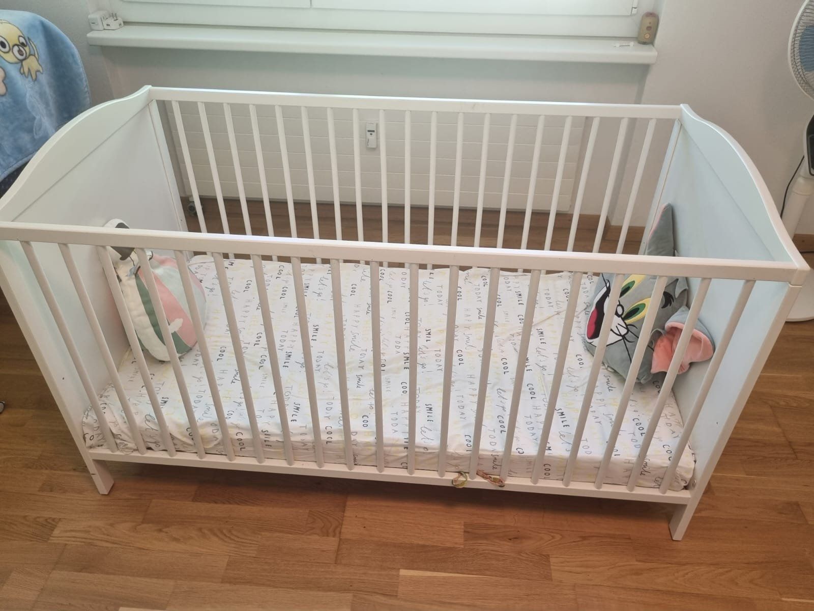 Ikea Lits: White baby crib + mattress – D'occasion à Uitikon Waldegg par nom_ply8