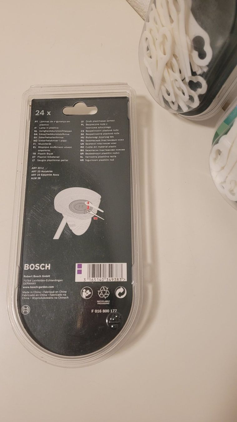 Bosch Rasenmäher: Bosch Ersatzmesser Handmäher – Neu und originalverpackt aus Schaan von car_wrv2 1