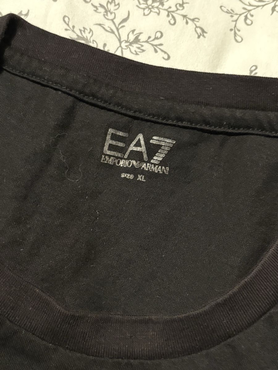 Armani T-Shirts: ea7 emporio armani – Neu (gemäss Beschreibung) aus Roveredo GR von pez_7fjy 1