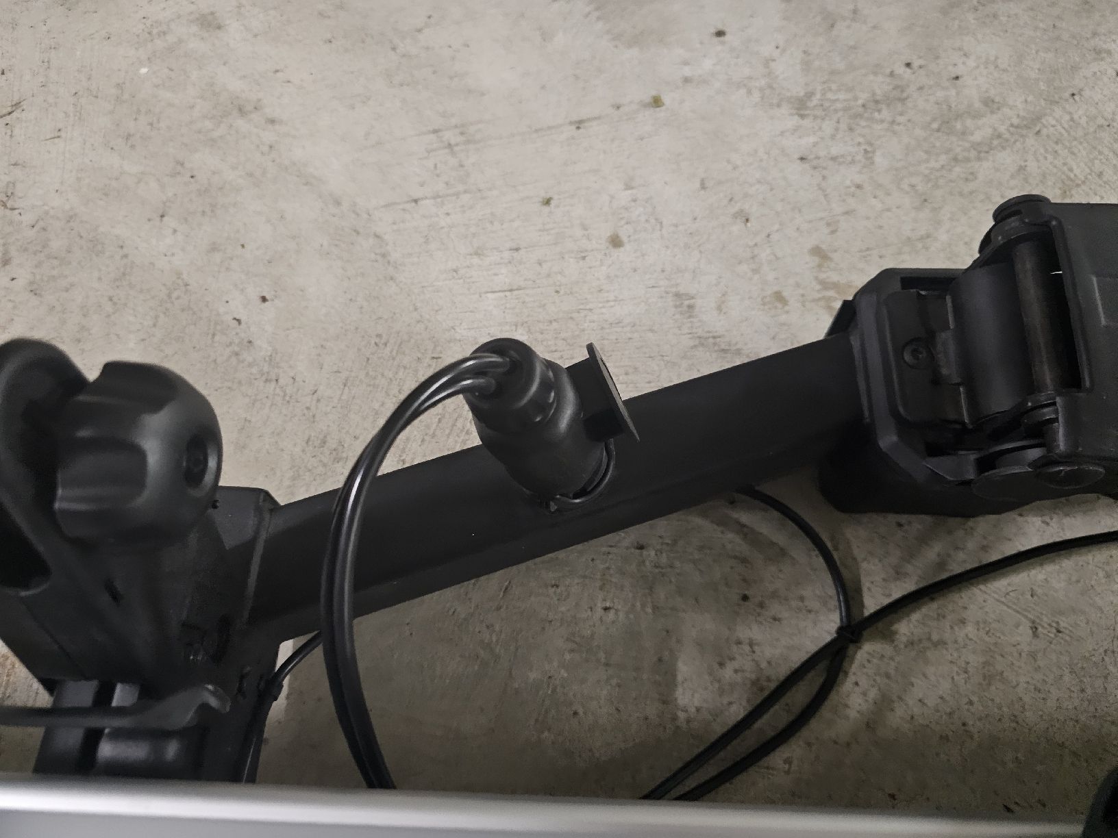 Travi: Thule VeloSpace XT 2 (Modell 938) – Usato da Bergdietikon venduto da Seasnakedivers 7