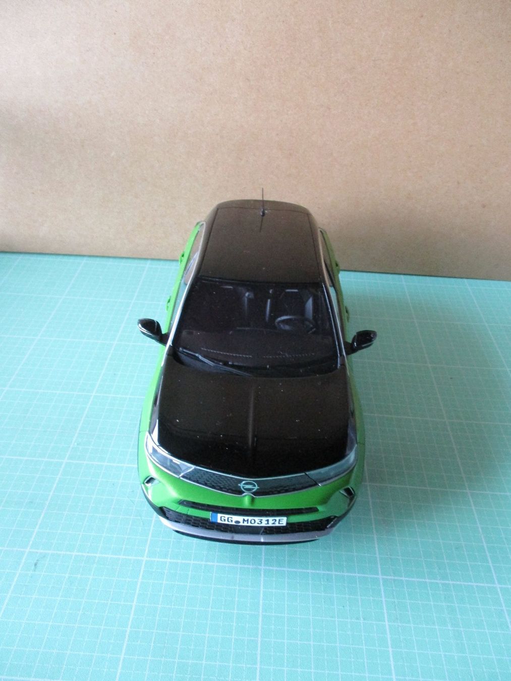 Opel Modellini d'auto: Opel Mokka-E  Nr. 938 / 999 Modellauto – Nuovo e nell'imballaggio originale da Ottikon Gossau ZH venduto da hokuspokus 5
