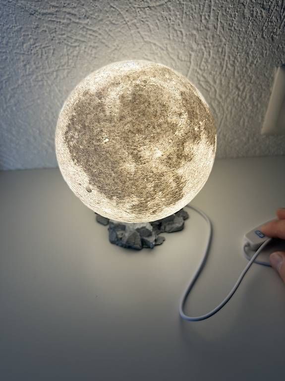 Lampade: Lampe Lune imprimée en 3D – Nuovo e nell'imballaggio originale da Ollon VD venduto da reefguard