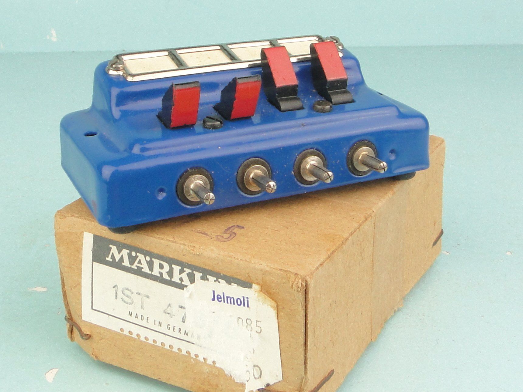 Märklin Modelleisenbahnen: Märklin 475/6 Stellpult – Gebraucht aus Bülach von cann11