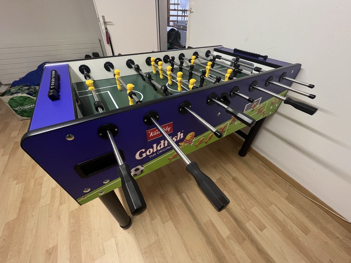 Jeux: Fussballtisch  – D'occasion à aadorf par keller2325 2