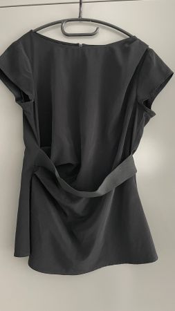 Schwarzes kurzärmliges Oberteil Esprit